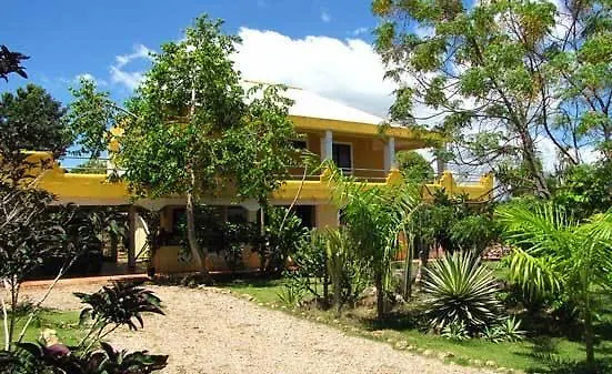 La Hacienda Guest House Las Galeras