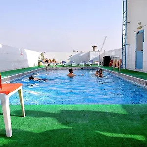 signature-inn-hotel-free-parking.sharjah-hotels.com/